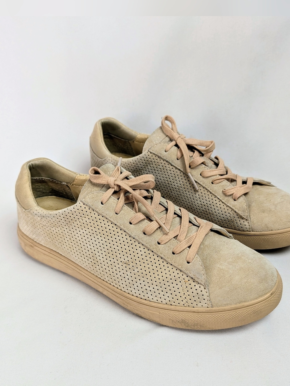 Clae Bradley Perforated Suede Leather Sneakers Size 9.5 Minimalist